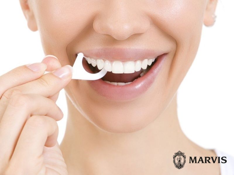 Vệ sinh răng miệng đúng cách sau khi ăn