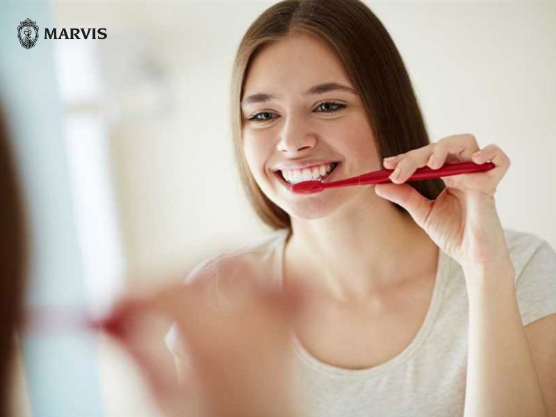 đánh răng có giúp trắng răng không